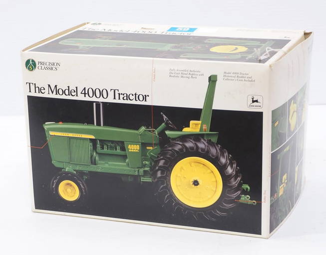 1/16 Ertl John Deere Power Shift 4020 Precision