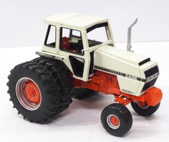 Case 2390 with duals & front turf tires