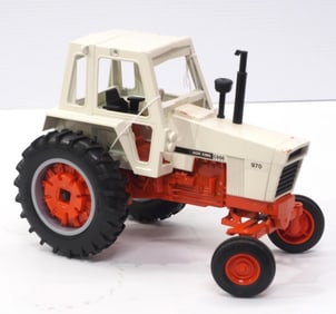 Case Agri King 970 with rear wheel weights