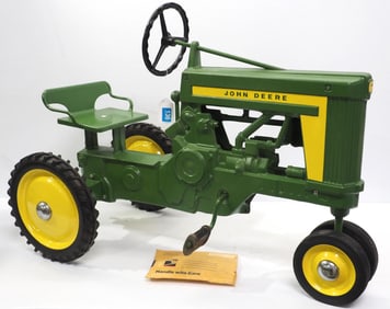 Eska John Deere Pedal Tractor