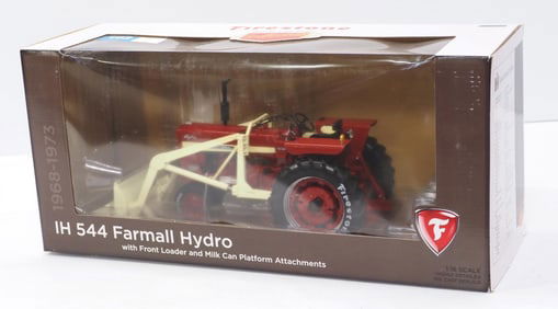 IH 544 Farmall Hydro with Front Loader & Platform