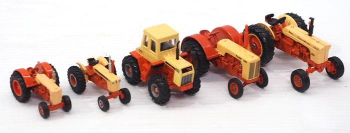 (5) Various scale Case Tractors