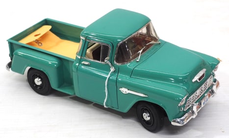 Ertl 1955 Chevrolet step-side pickup
