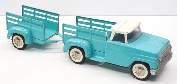 Tonka livestock truck with trailer