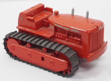 1950s International Diesel TD-24 crawler