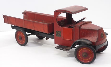 Steelcraft Mack C-cab dump truck
