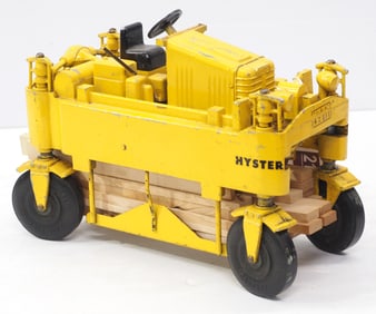 Druge Hyster Straddle Carrier
