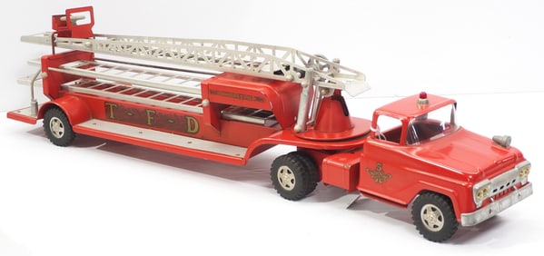 1960 Tonka fire ladder truck with ladders