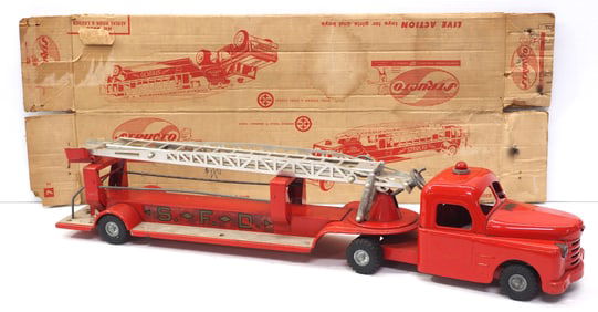 Structo No.8900 Aerial Hook & Ladder fire truck