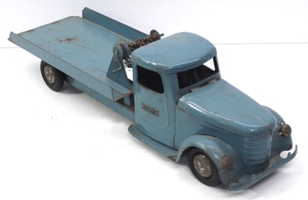 Structo flatbed truck with winch