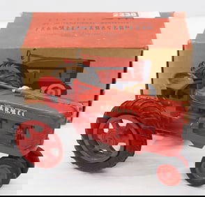 Product Miniatures plastic IH Farmall tractor