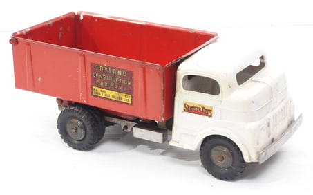 Structo Toyland Construction Co. dump truck