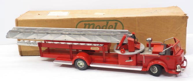 Doepke LaFrance fire truck