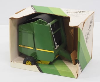Ertl John Deere Round Baler
