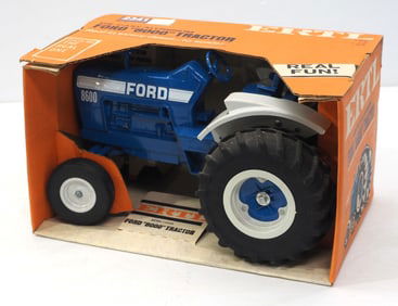 Ertl Ford 8600 Tractor #800 Extra Large