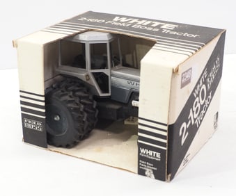 Ertl White 2-180 Field Boss
