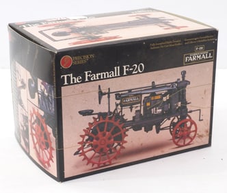 Ertl Farmall F-20