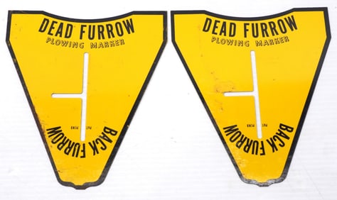 (2) Plow marker signs