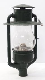 Dietz Pioneer street lamp with glass globe