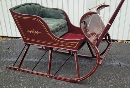 Child size sleigh