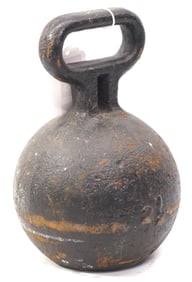 Ball cast iron horse tie