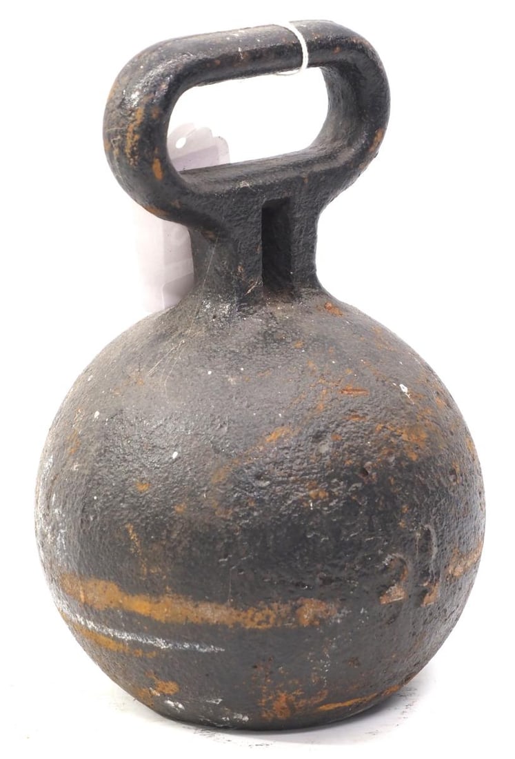 Ball cast iron horse tie: Ball cast iron horse tie, 35 lbs