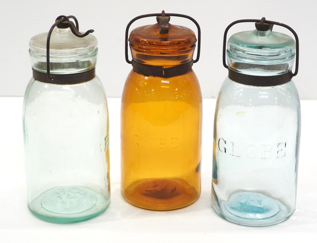 (3) Globe 1-quart glass canning jars (1 of 2)