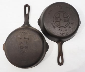 (2) Griswold #5 skillets
