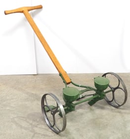 C.O. Jelliff Co. Conn. 2-row onion seeder
