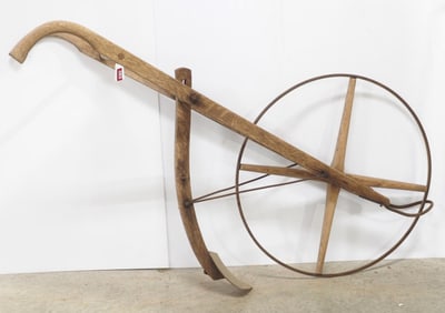 Wood-handle push-type plow with metal rim
