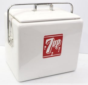 7-Up cooler in white