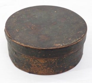 Finger-jointed round box with lid