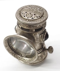 Beautifully decorated Search Light lamp