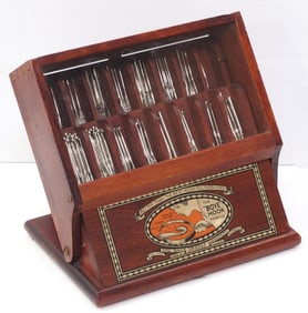 Boye Hook Needle countertop display case