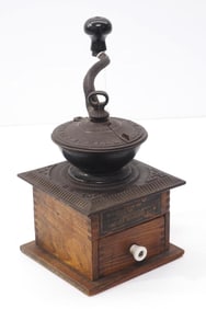 Arcade Favorite No.300 coffee mill