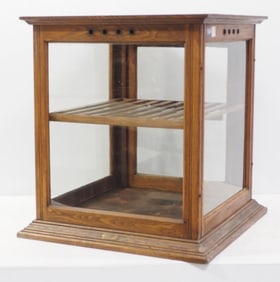 Countertop pastry display case