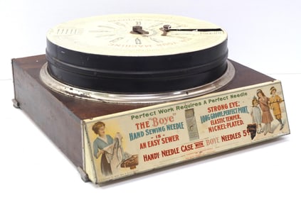 Boye Handy Needle Case with needles