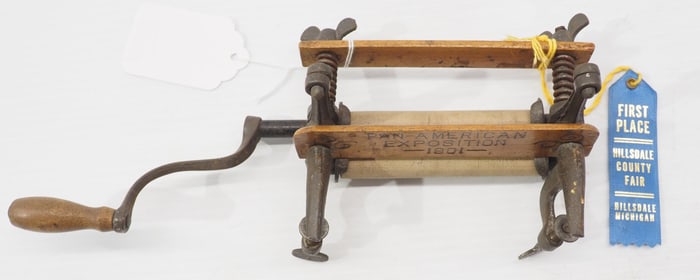 Horse Shoe Brand No.2 GEM miniature wringer