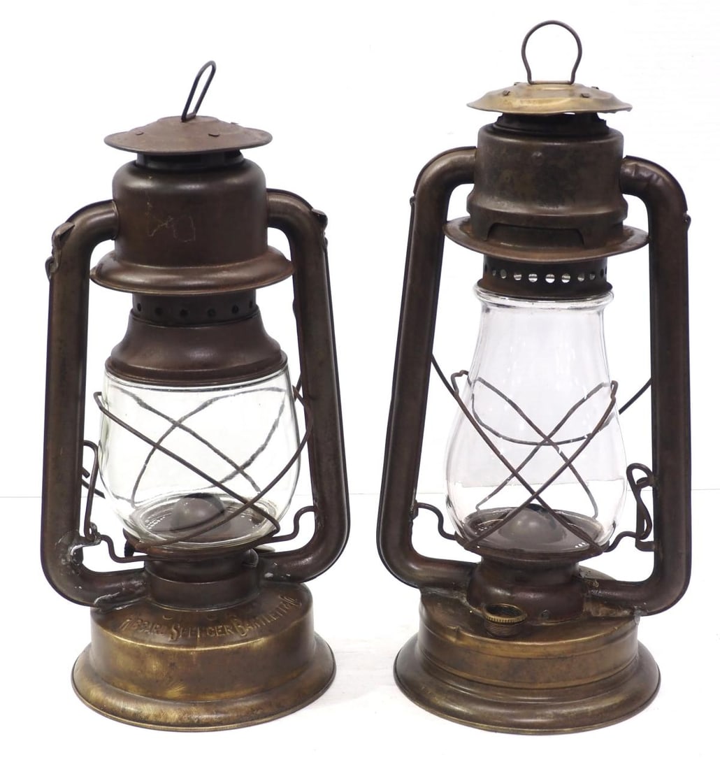 (2) Gas lanterns: (2) Gas lanterns: Norleigh Diamond / OVB No.2 - Good