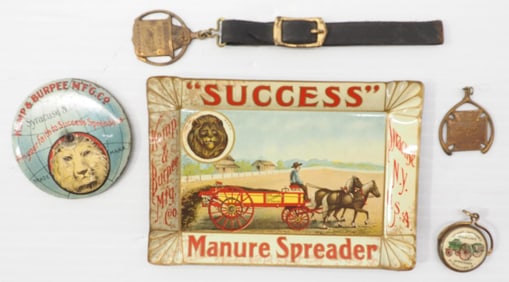 Success Manure Spreader tip tray & advertising