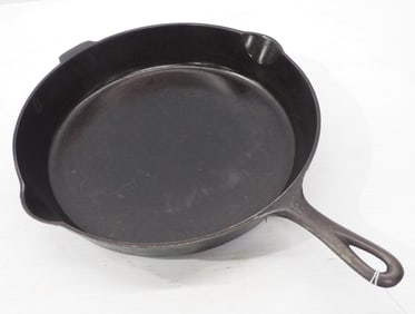 Griswold No.12 cast iron skillet