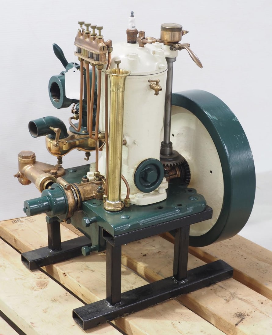 Ferro 2-cycle inboard/outboard boat motor (1 of 3)