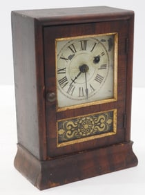 Seth Thomas unsually small mantle clock