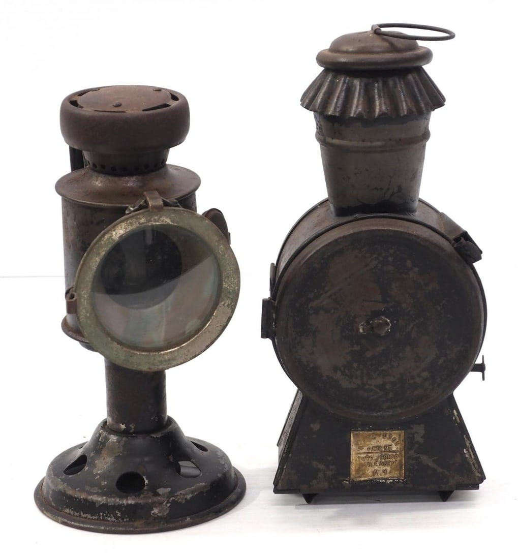 (2) Miners lamps: (2) Miners lamps, largest is 9.5"H