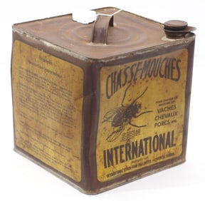 Chasse-Mouches International fly deterrent tin