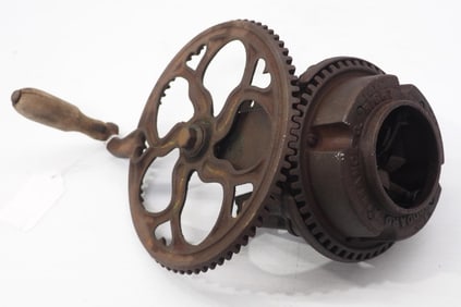 Right Speedy box-mount corn sheller