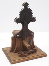 3-strand hand-crank rope maker