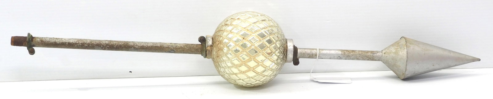 Weathervane post with Kretzer silver ball (1 of 3)