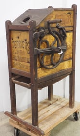 Ferrier's Self-Adjusting floor mode corn sheller