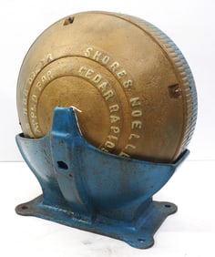 Shores cast iron hog oiler